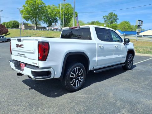Used 2021 GMC Sierra 1500 AT4 w/ AT4 Preferred Package AWD/4WD image 26