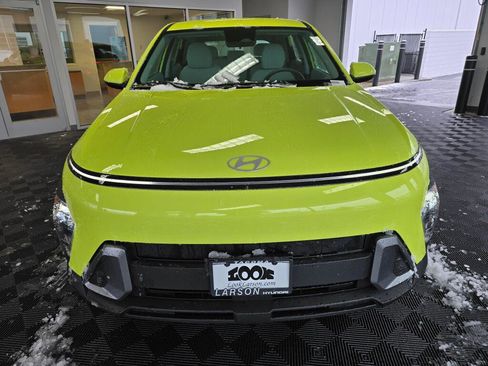 New 2026 Hyundai Kona SE AWD/4WD image 8