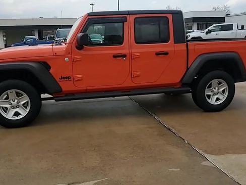 Used 2020 Jeep Gladiator Sport w/ Quick Order Package 24S AWD/4WD image 5