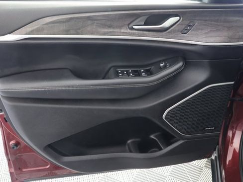 Used 2021 Jeep Grand Cherokee L Limited image 28