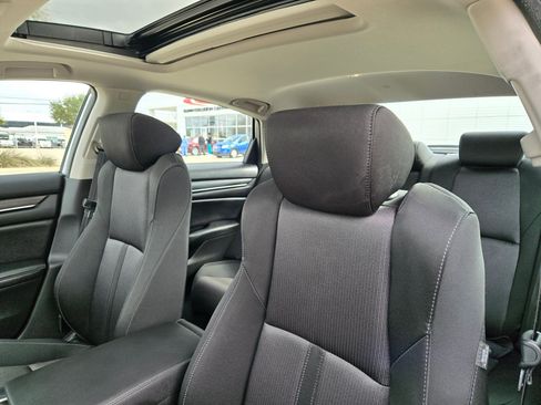 Used 2020 Honda Accord EX image 13