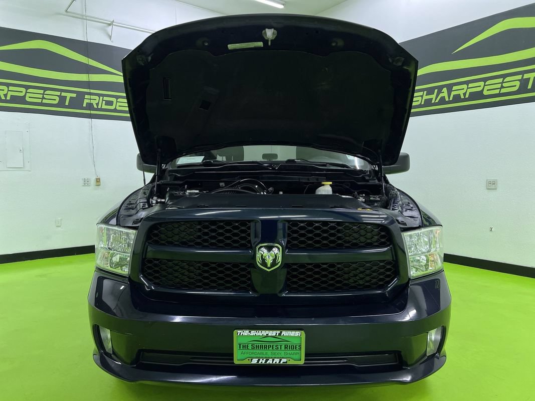 Used 2017 RAM 1500 Express w/ Express Value Package AWD/4WD image 4