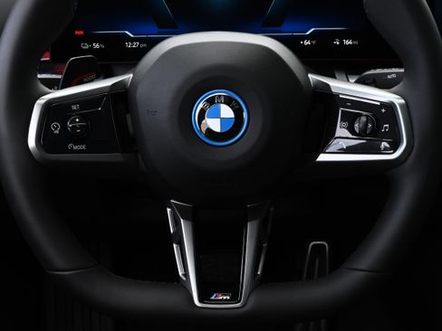 Used 2026 BMW i5 eDrive40 w/ M Sport Package image 30