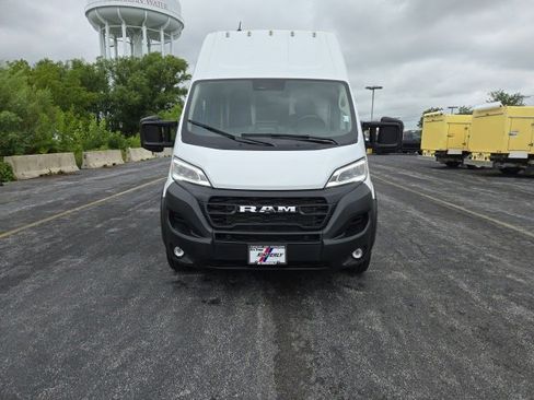Used 2024 RAM ProMaster 3500 w/ Delivery Van Package image 12