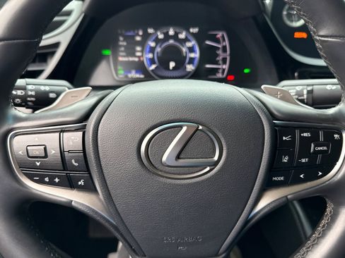 Used 2022 Lexus ES 300h ES 300h image 14