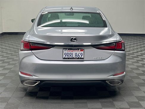 Certified 2025 Lexus ES 350 w/ Premium Package image 6