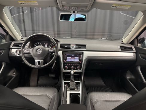 Used 2012 Volkswagen Passat 2.5 SE FWD image 13