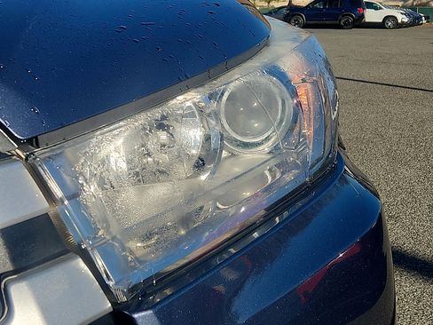 Used 2019 Toyota Highlander LE image 9