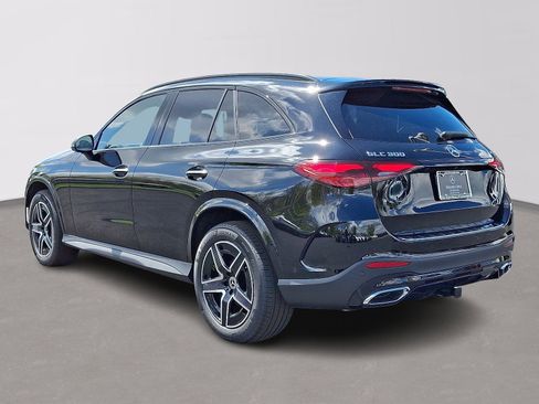 Used 2026 Mercedes-Benz GLC 300 4MATIC image 6