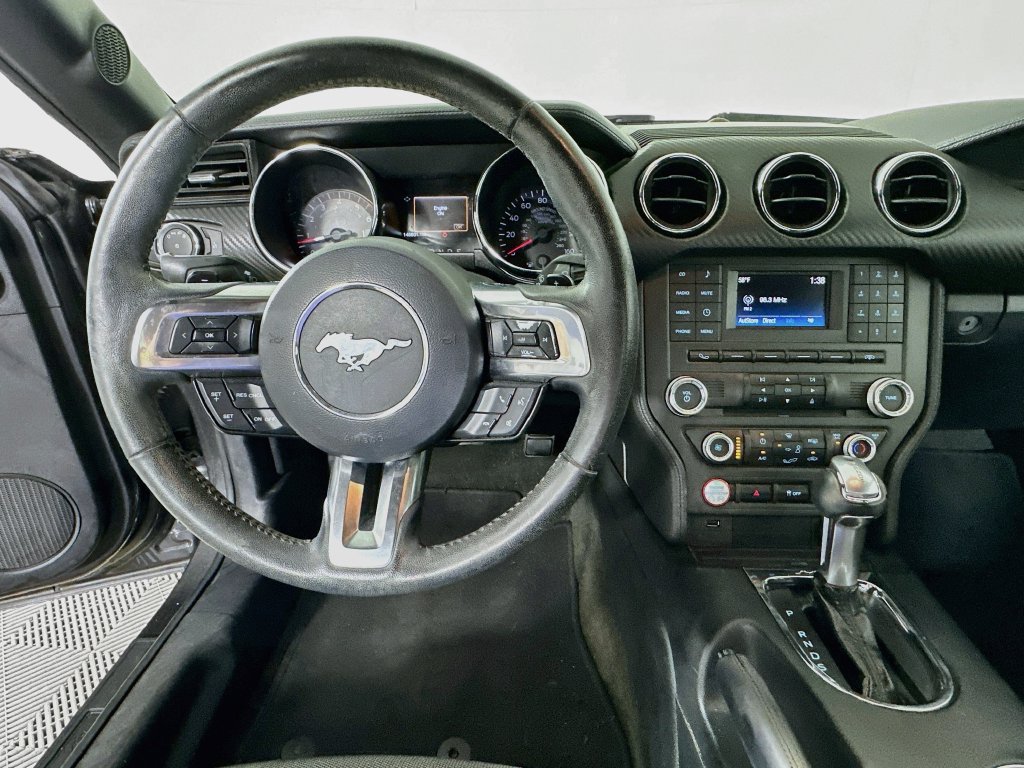 Used 2016 Ford Mustang Coupe RWD image 18