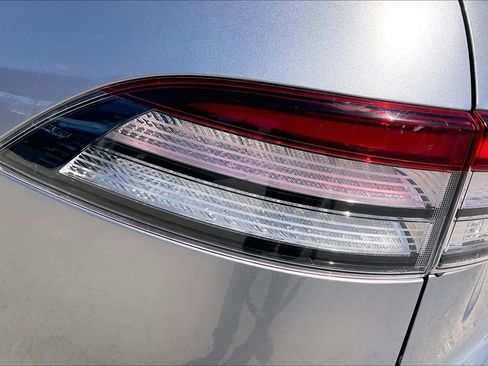 Used 2021 Lincoln Aviator Black Label w/ Dynamic Handling Package image 28