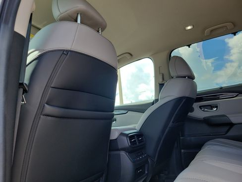 Certified 2024 Honda Pilot EX-L image 12