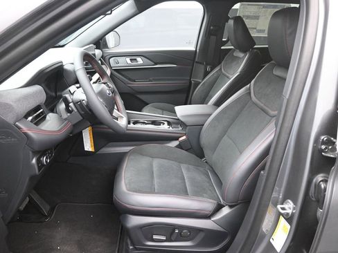 New 2026 Ford Explorer ST image 18