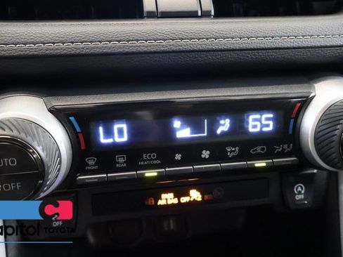 Certified 2025 Toyota RAV4 XLE FWD image 24