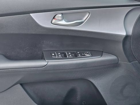 Used 2024 Kia Forte LXS FWD image 18