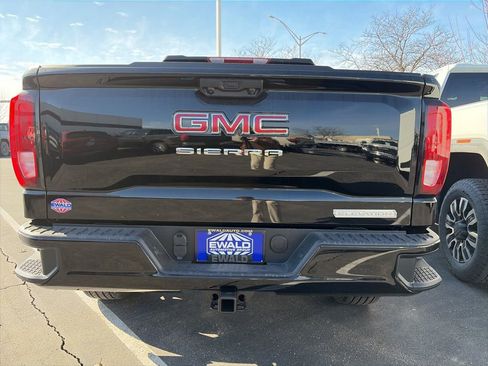 New 2026 GMC Sierra 1500 Elevation image 8