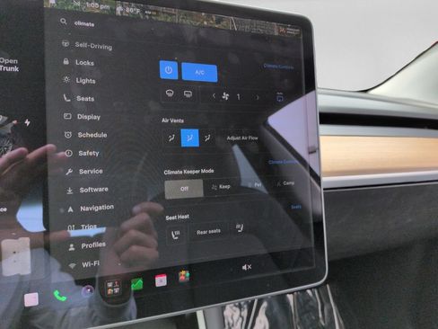 Used 2018 Tesla Model 3 Mid Range RWD image 26