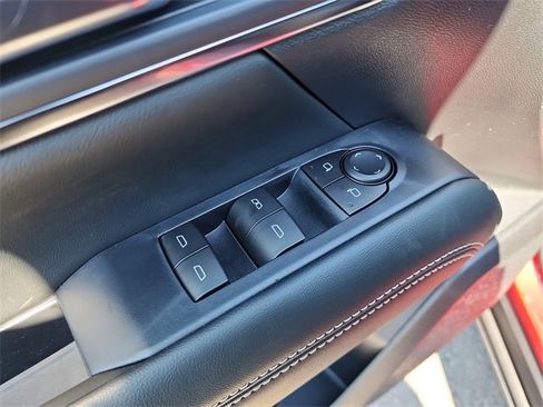 New 2026 GMC Terrain Elevation w/ Technology Package II image 12