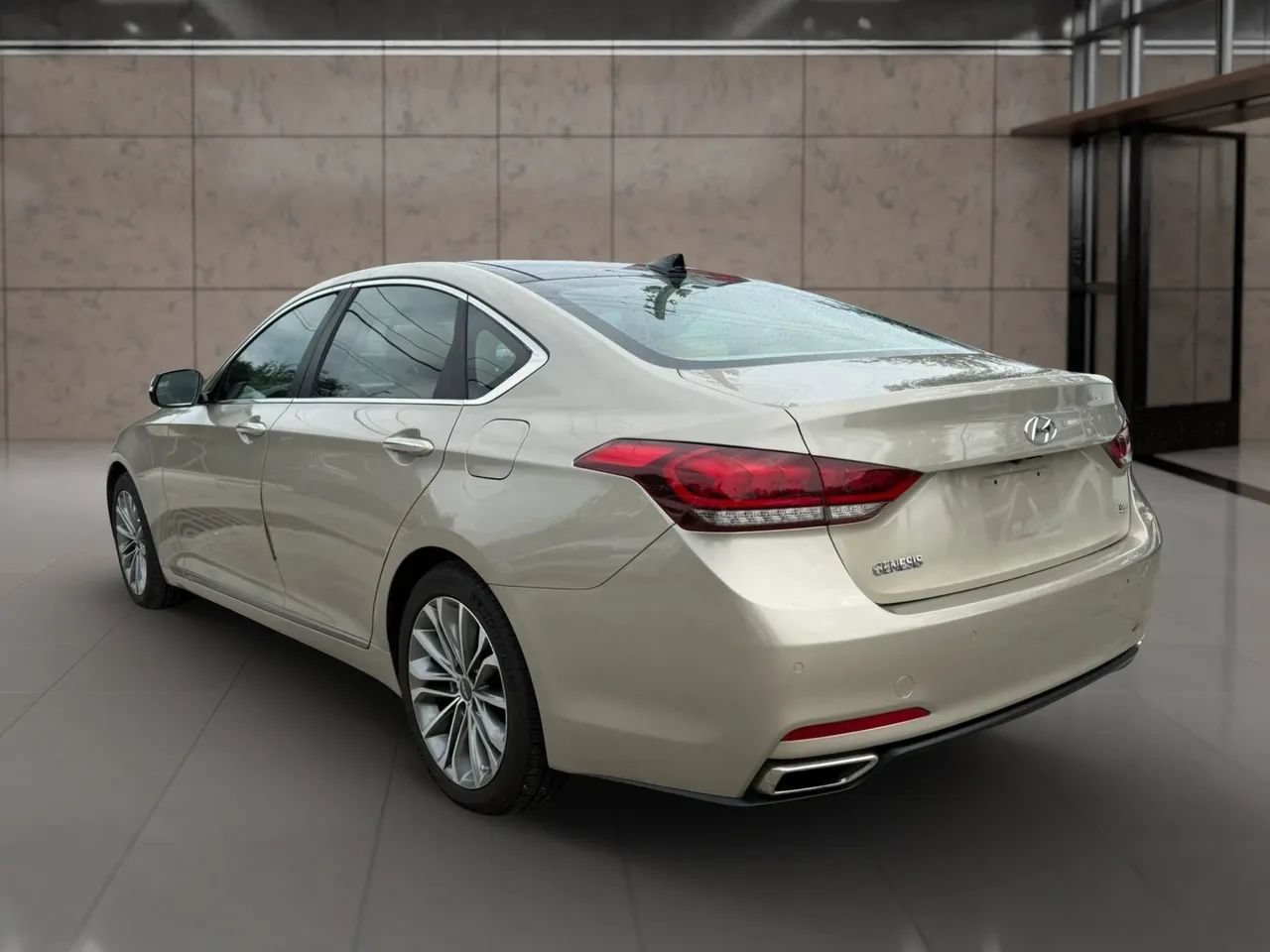 Used 2015 Hyundai Genesis 3.8 w/ Option Group 04 RWD image 5