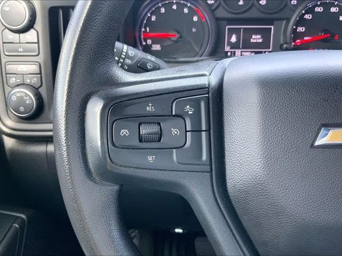 Used 2024 Chevrolet Silverado 2500 Custom image 23
