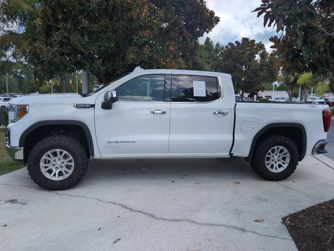 Used 2019 GMC Sierra 1500 SLT w/ SLT Premium Package AWD/4WD image 7