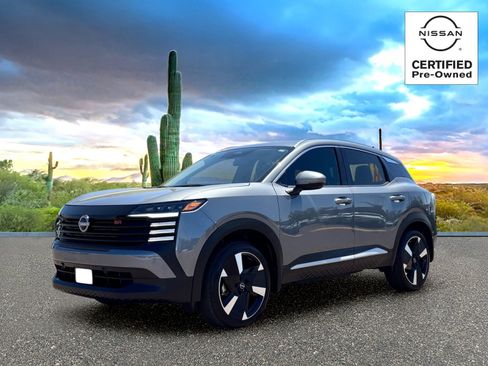 Certified 2025 Nissan Kicks SR FWD image 2