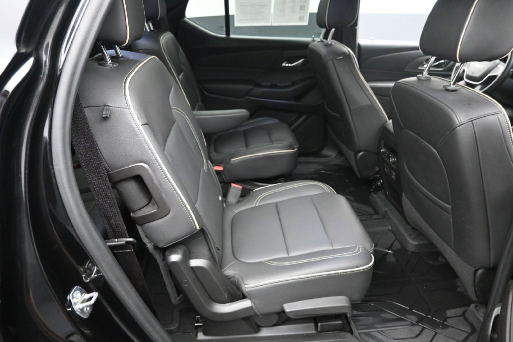 Used 2023 Chevrolet Traverse Premier AWD/4WD image 10