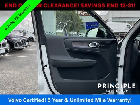 Certified 2022 Volvo XC40 P8 Recharge Plus image 14