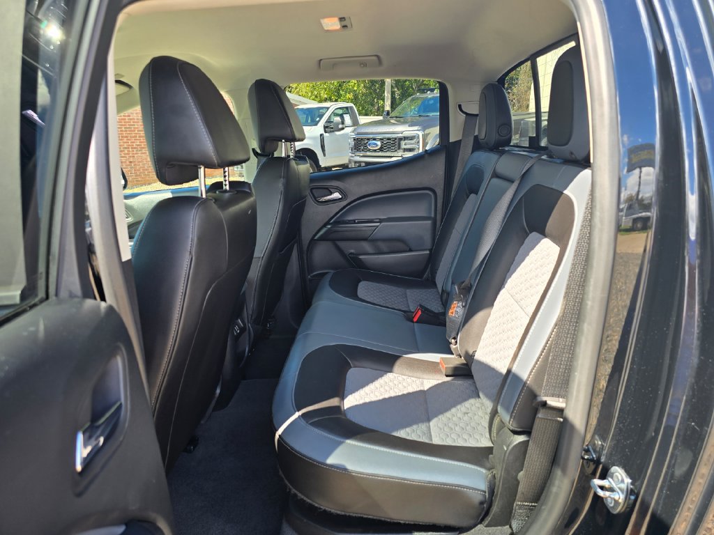 Used 2020 Chevrolet Colorado Z71 AWD/4WD image 10