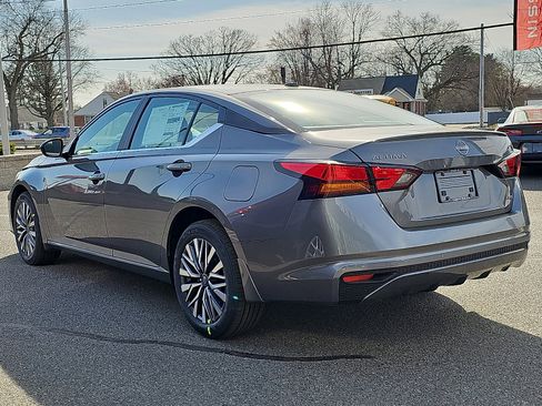 New 2026 Nissan Altima 2.5 SV image 3