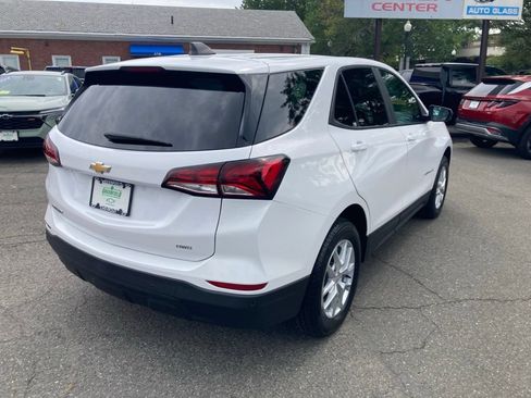 Used 2024 Chevrolet Equinox LS w/ LS Convenience Package AWD/4WD image 29