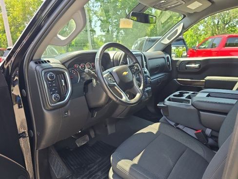Used 2022 Chevrolet Silverado 1500 LT image 3