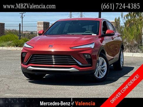 Used 2024 Buick Envista Preferred FWD image 2