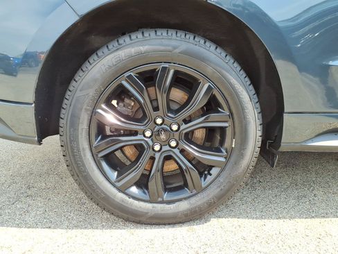 Certified 2023 Ford Edge SE w/ Black Appearance Package AWD/4WD image 7
