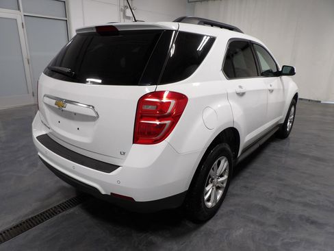 Used 2017 Chevrolet Equinox LT w/ Convenience Package image 5