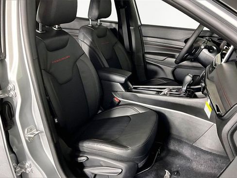 New 2026 Jeep Compass Trailhawk image 12