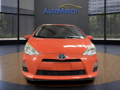 Used 2013 Toyota Prius C Three image 2