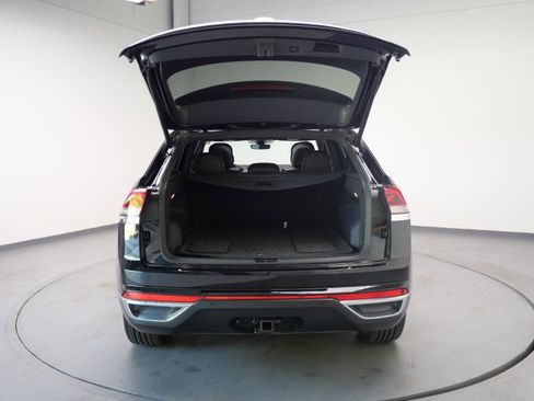 Used 2020 Volkswagen Atlas Cross Sport SEL Premium AWD/4WD image 10