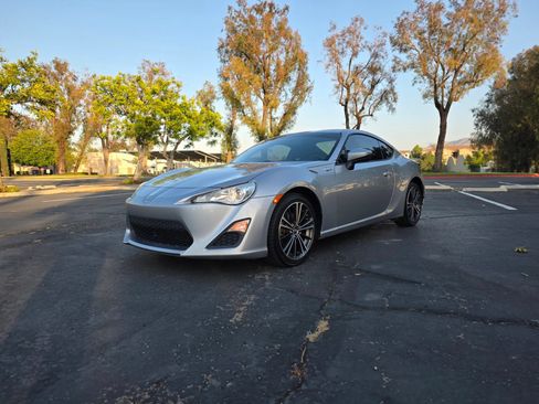 Used 2016 Scion FR-S RWD image 1