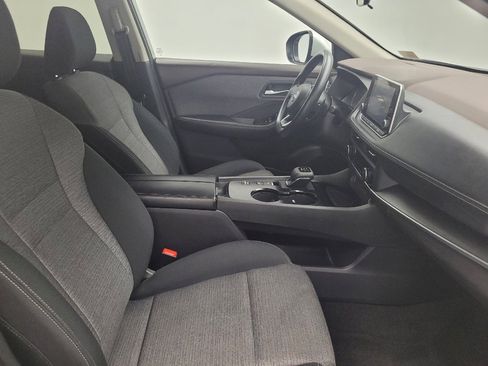 Used 2023 Nissan Rogue SV image 21