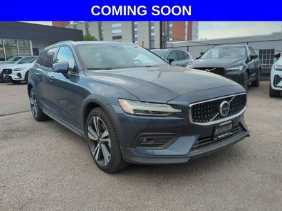 Used 2025 Volvo V60 B5 Cross Country Plus
