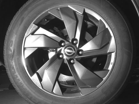 Used 2025 Nissan Rogue SV FWD image 15