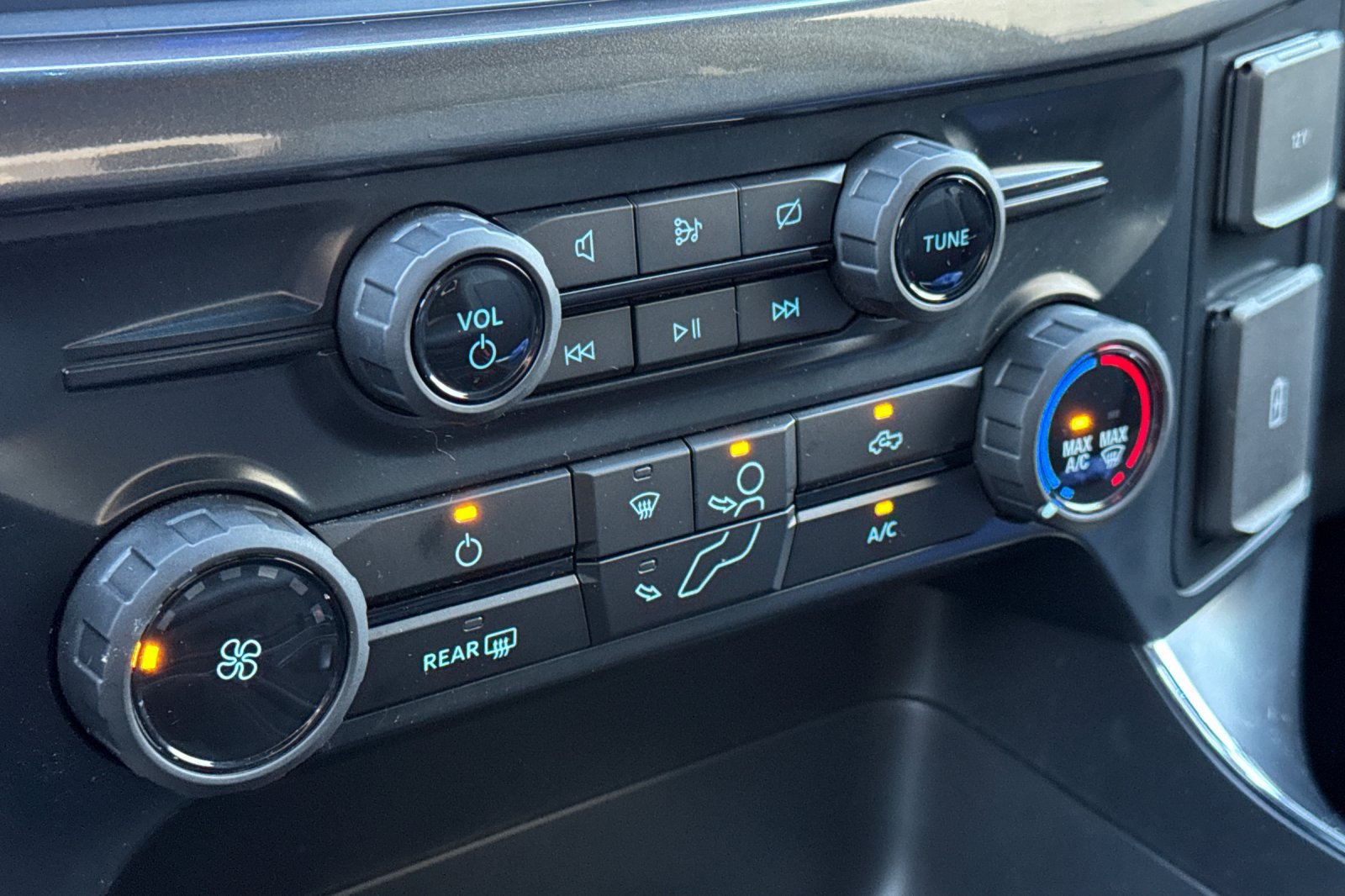 Used 2024 Ford F150 STX RWD image 26