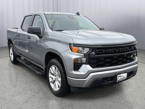 Used 2024 Chevrolet Silverado 1500 Custom image 8