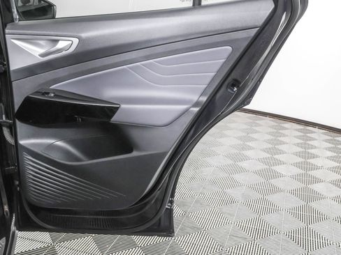 Used 2023 Volkswagen ID.4 Pro S image 43