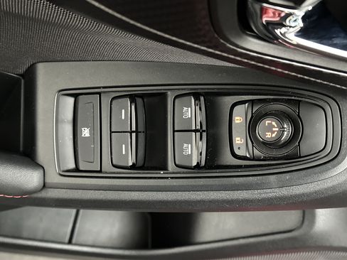 Used 2023 Subaru Impreza 2.0i Sport image 18