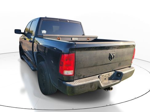Used 2018 RAM 1500 Express w/ Black Ram 1500 Express Group RWD image 6