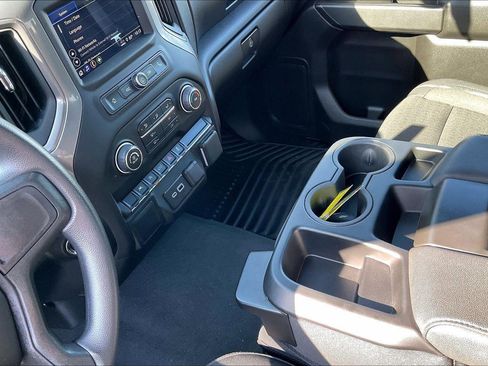 Used 2026 Chevrolet Silverado 1500 Custom image 18