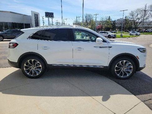 Certified 2023 Lincoln Nautilus Reserve w/ Equipment Group 201A AWD/4WD image 2