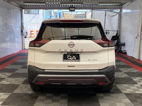Used 2023 Nissan Rogue SL AWD/4WD image 5